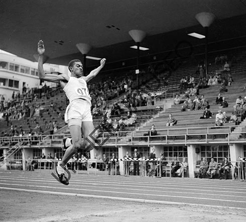 Arnoldo-Devonish-gana-la-primera-medalla-olimpica-para-Venezuela