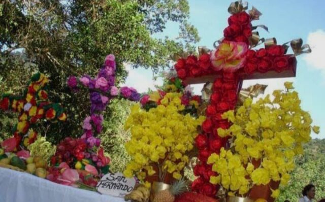 Cruz-de-Mayo-1