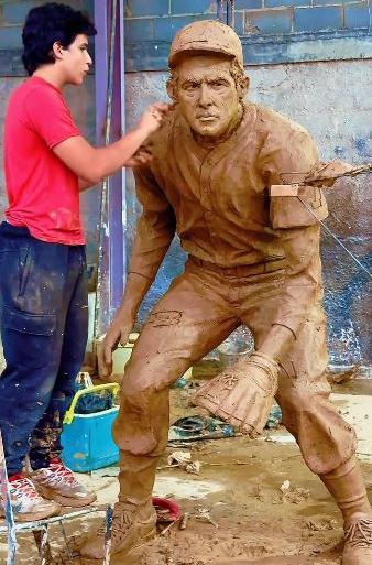 Estatua-Aparicio3