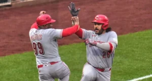 Eugenio guió con toletazo a Cincinnati