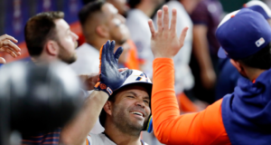 Altuve largó el séptimo para la calle