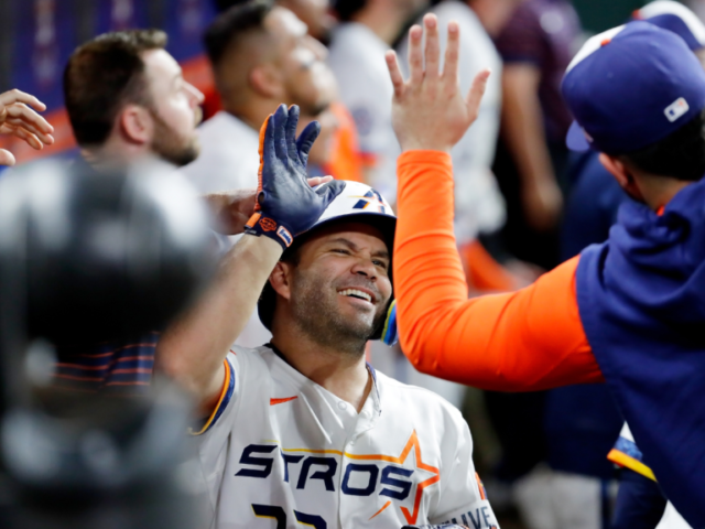 Jose-Altuve17