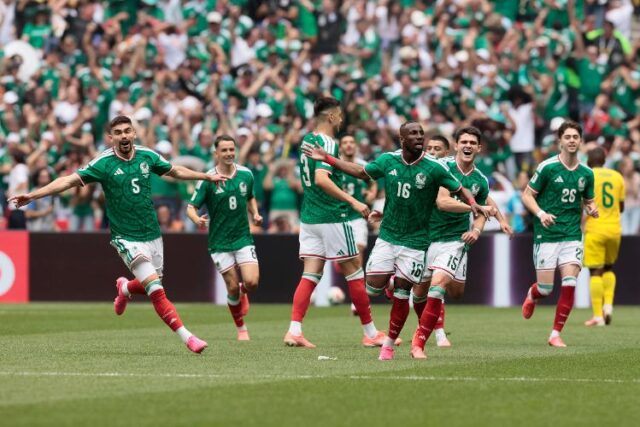 Mexico-gano-debut