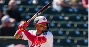 Orlando Arcia ìnauguró su cuenta jonronera