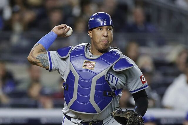 Salvador-Perez11