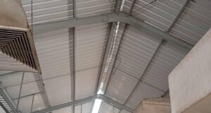 Mercado Santa Rosalía exhibe techo nuevo