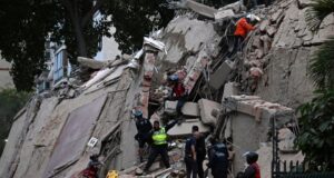 Delcy Rodríguez: 32 fallecidos y más de 700 heridos En el estado La Guaira hay decenas de edificios colapsados