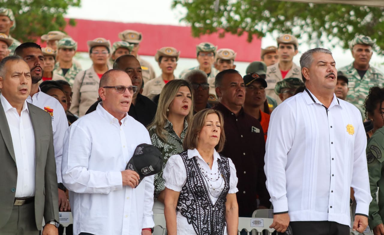 Alcalde Giancarlo Di Martino: «Con la unión cívico-militar debemos seguir adelante con la misma lucha y el mismo ímpetu”.