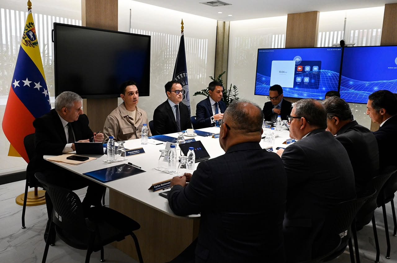 BCV y el Ejecutivo Nacional estrechan coordinación técnica con la banca