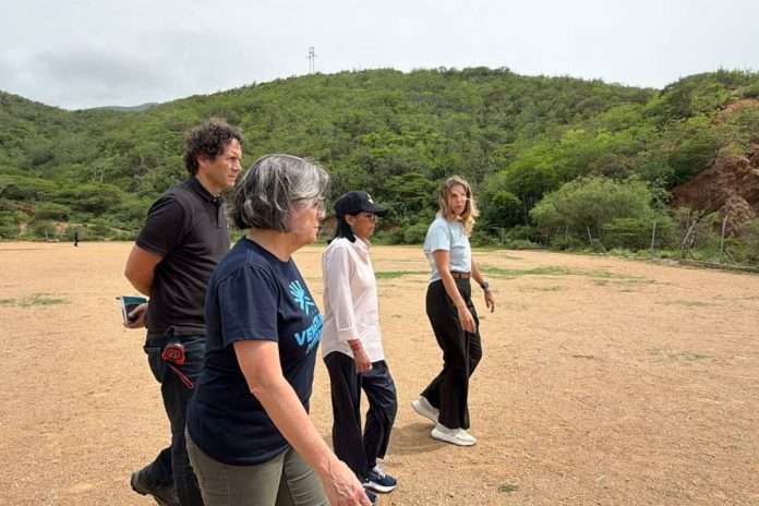 Presidenta Delcy inspeccionó terrenos: Planean construir 25 mil viviendas en la nueva La Guaira