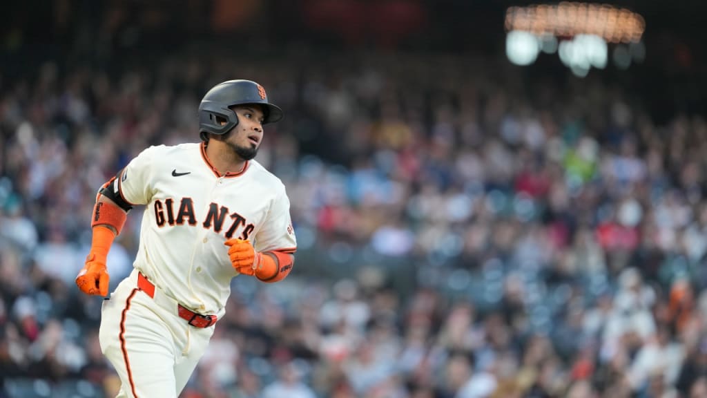 Luis-Arraez21.jpg