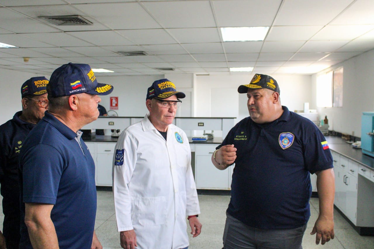 Alcalde Di Martino: Maracaibo está protegida por un Cuerpo de Bomberos con alta tecnología