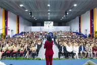 Presidenta Delcy felicita y apoya a 439 esudiantes con máximas calificaciones