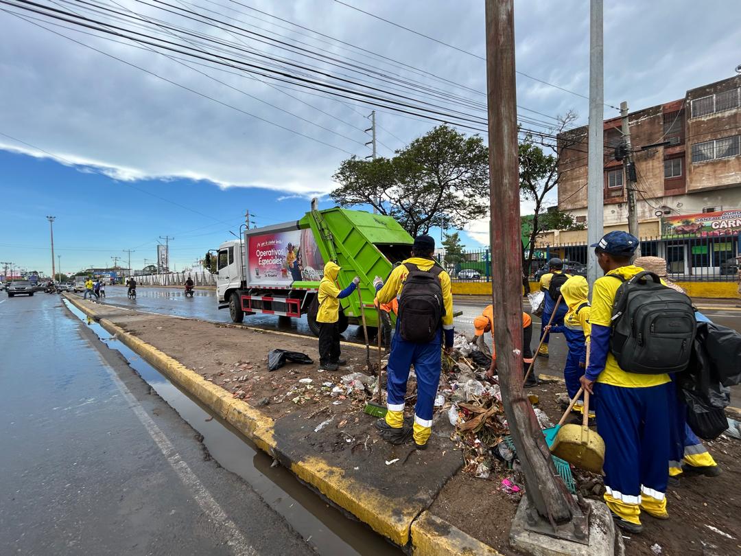 Autoridad Única de Mercados y Alimentos se sumó a la Jornada Especial de Saneamiento Ambiental