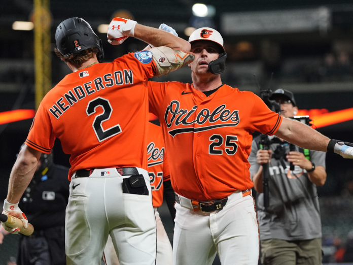 Baltimore pone contra la pared a Toronto